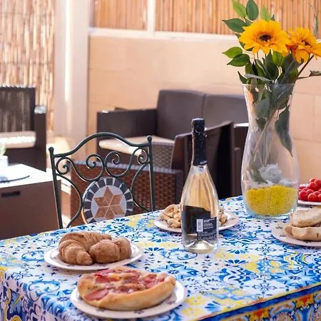 Sirena In Luxury With Shared Pool