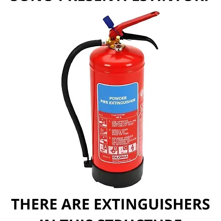 Sirena In Luxury With Shared Pool